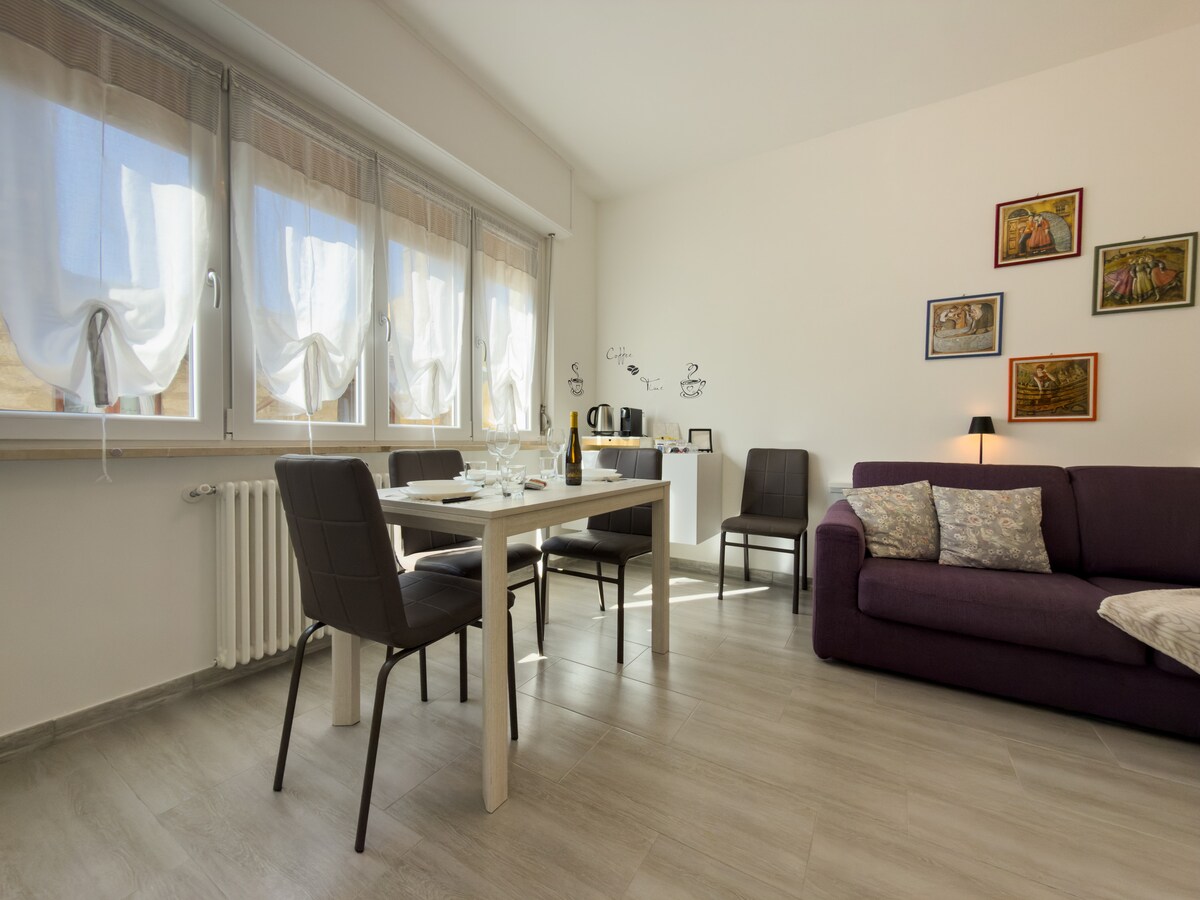 Additional interior view at Meno102